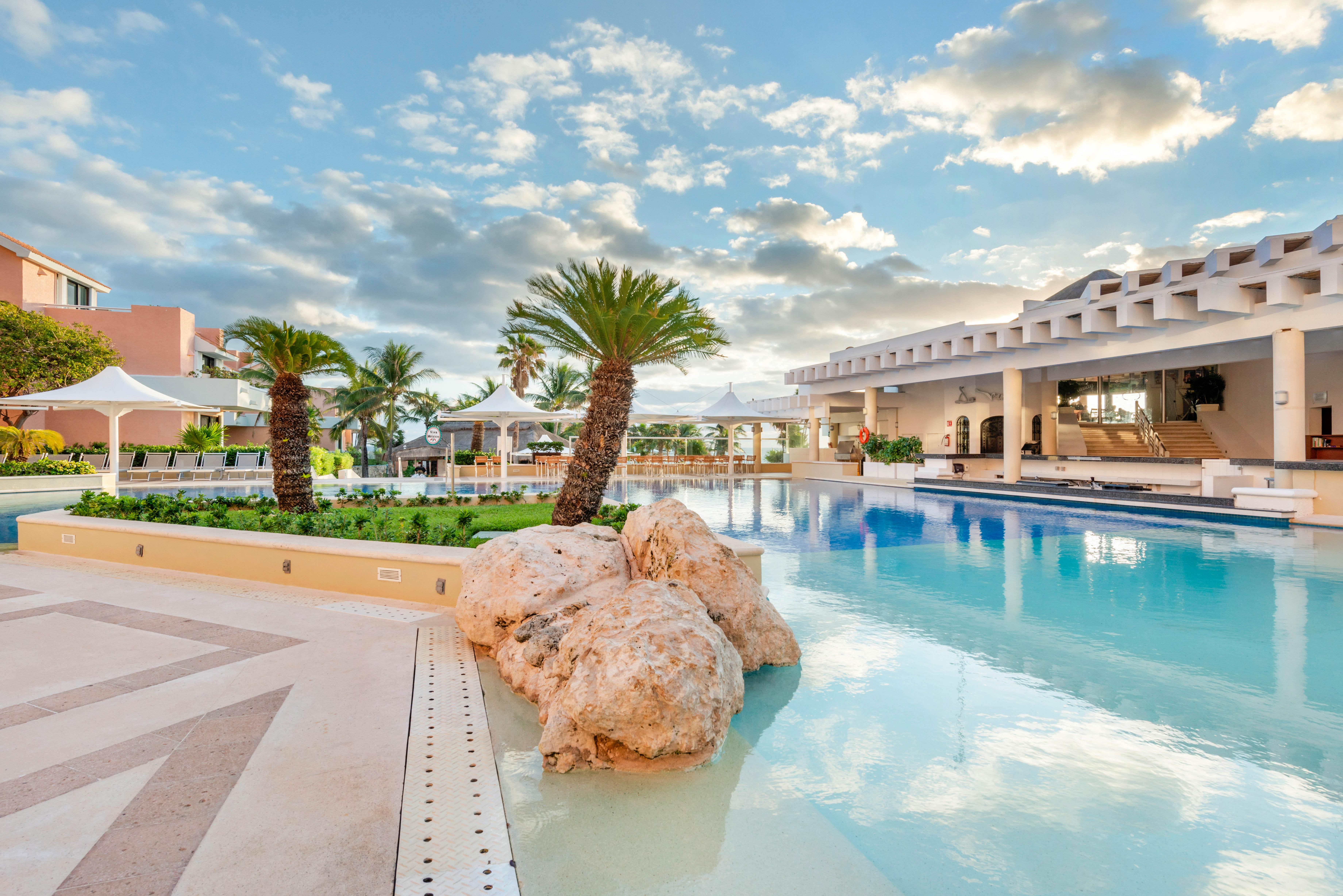 Wyndham Grand Cancun All Inclusive Resort & Villas ภายนอก รูปภาพ