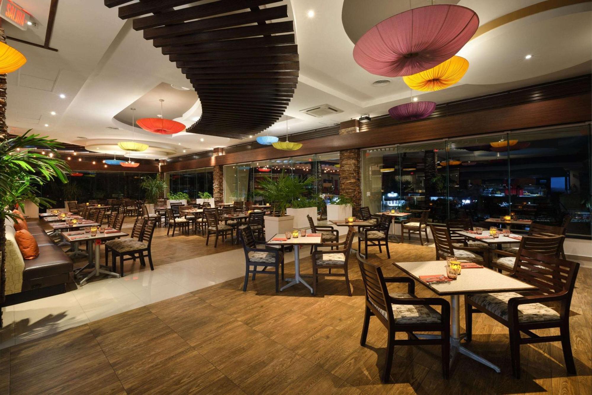Wyndham Grand Cancun All Inclusive Resort & Villas ภายนอก รูปภาพ